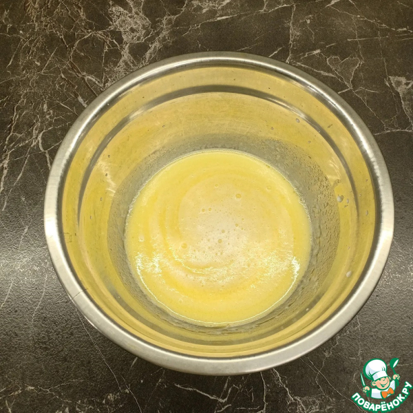 Рулет на дрожжевом тесте с творогом