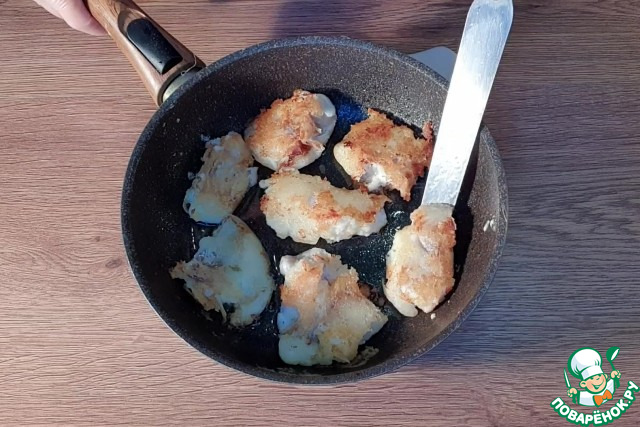 Рыба, жаренная в белковом кляре
