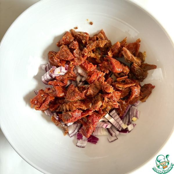 Салат из маринованной стручковой фасоли