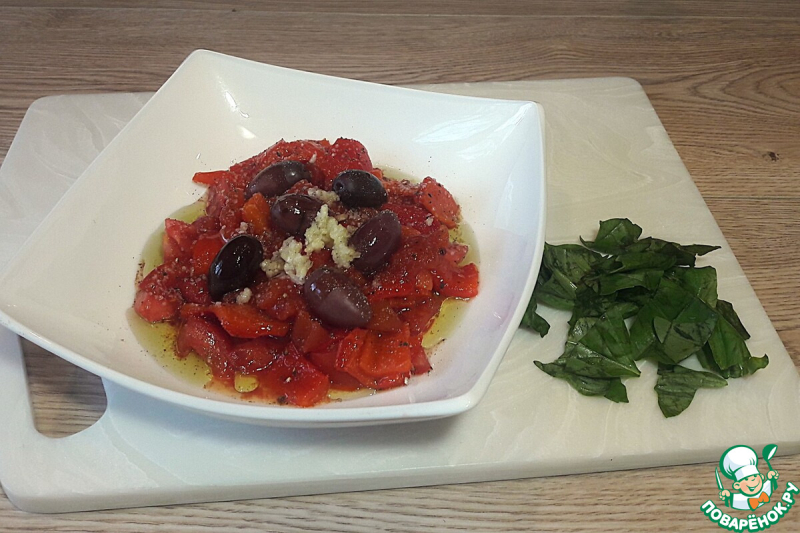 Салат с кальмаром, печенным перцем