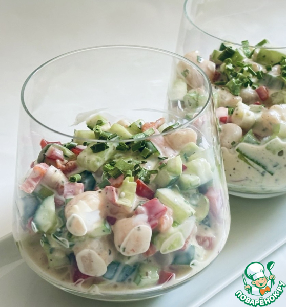 Салат с креветками "8 Марта"