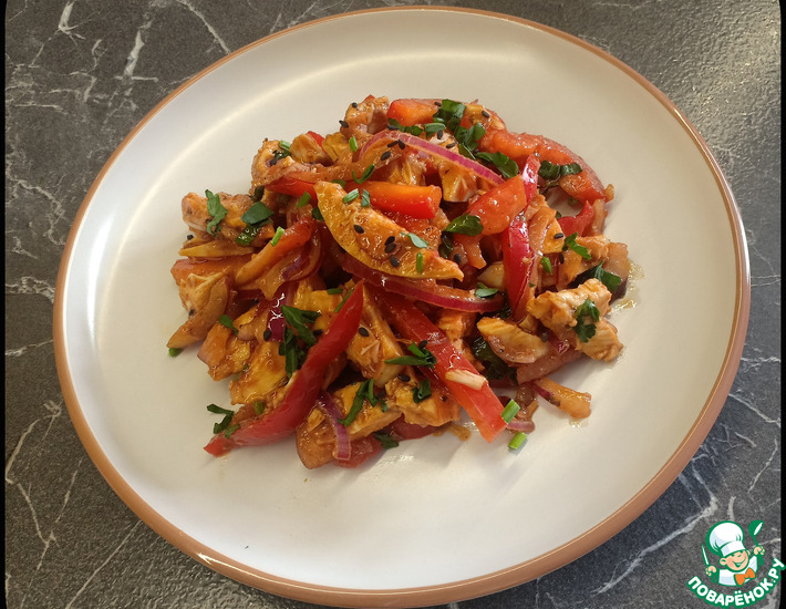 Салат с курицей и болгарским перцем