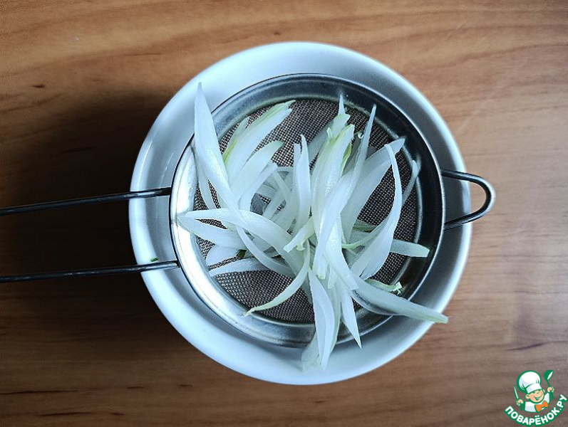 Салат с куриной печенью