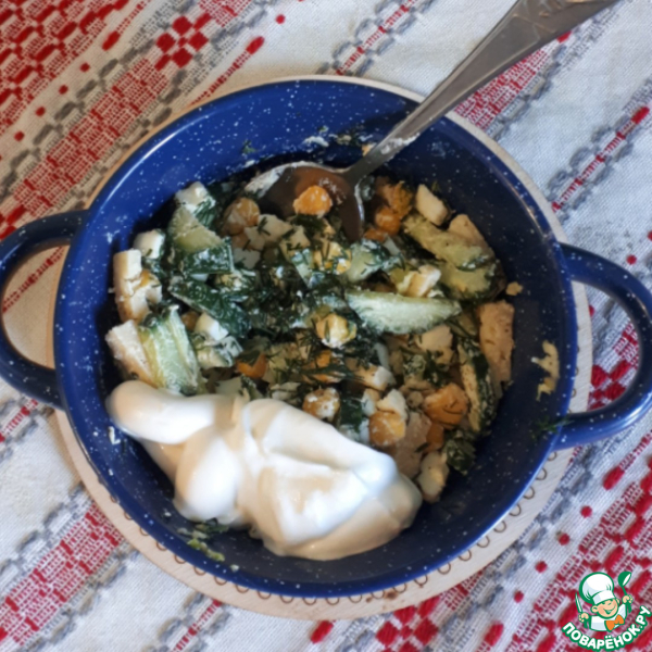 Салат с сыром и кукурузой