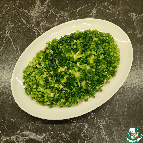 Салат &laquo;Сельдь под зеленой шубкой&raquo;