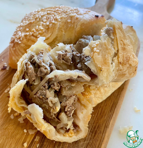 Самса слоеная и хрустящая. Мясо и картошка