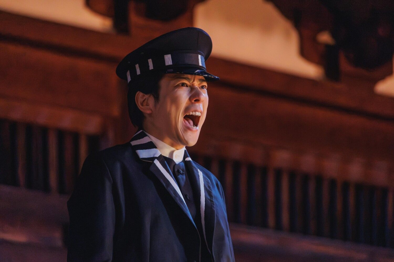 Самый популярный японский мини-сериал на Netflix, который понравится фанатам напряженных боевиков