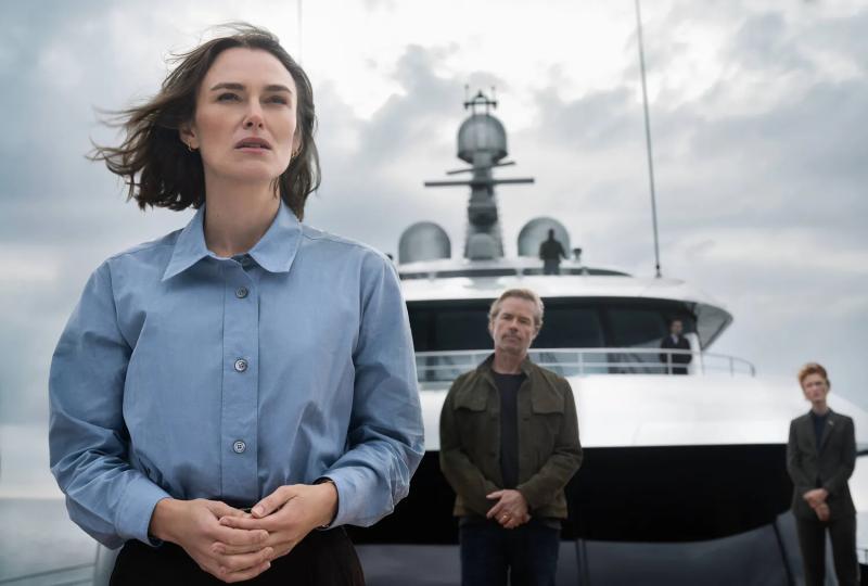 Самый популярный на Netflix в Украине: о чем фильм "Женщина из каюты № 10" с Кирой Найтли