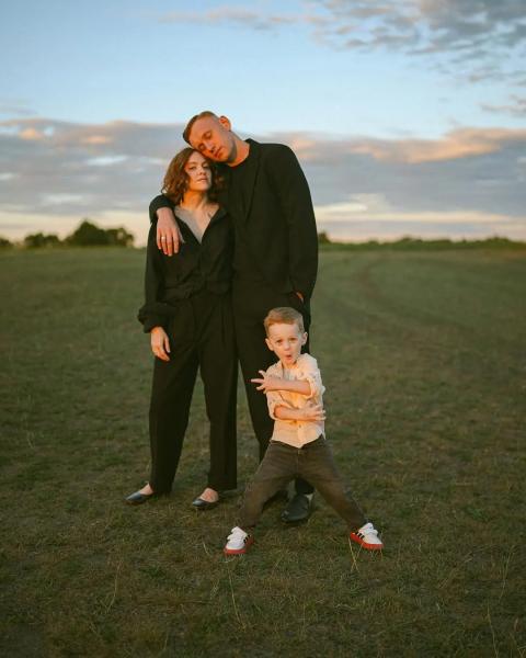 Сериал "Агентство", работа в Украине и семья: откровенное интервью с актером Александром Рудинским