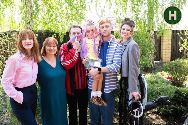 Сериал "Агентство", работа в Украине и семья: откровенное интервью с актером Александром Рудинским