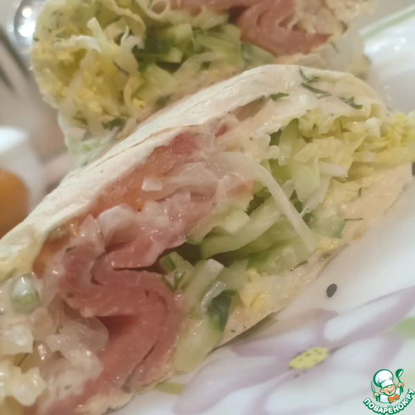 Шаурма с красной рыбой