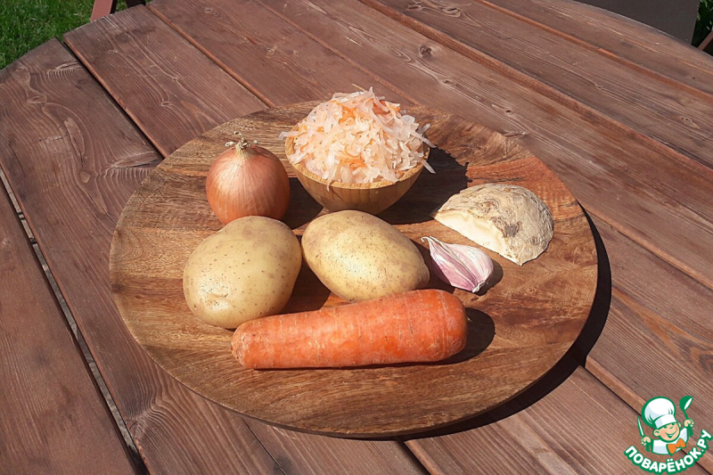 Щи из квашенной капусты с картофелем
