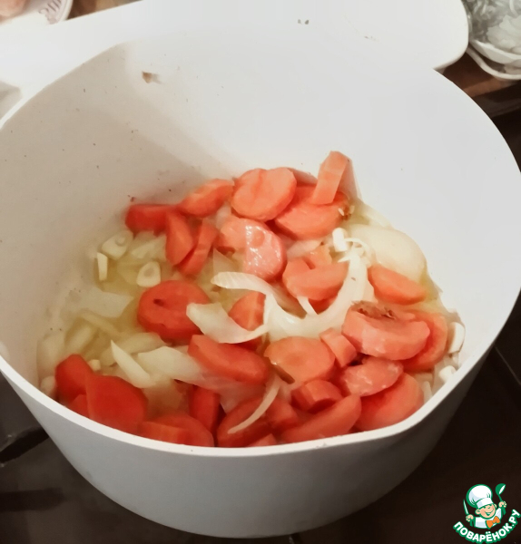 Шорбат Адас (чечевичный суп)