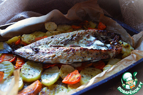 Скумбрия с картофелем и морковью
