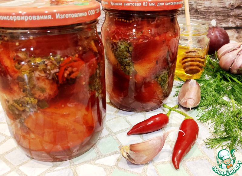 Слива фаршированная в медовом маринаде