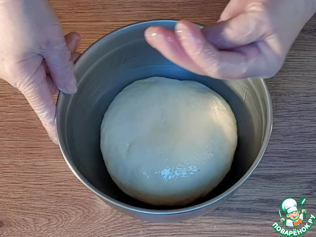 Слоеный пирог с брынзой