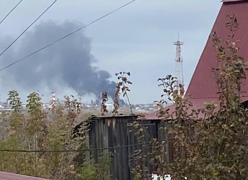 СМИ: Дроны СБУ поразили НПЗ в Башкортостане в 1400 км от Украины