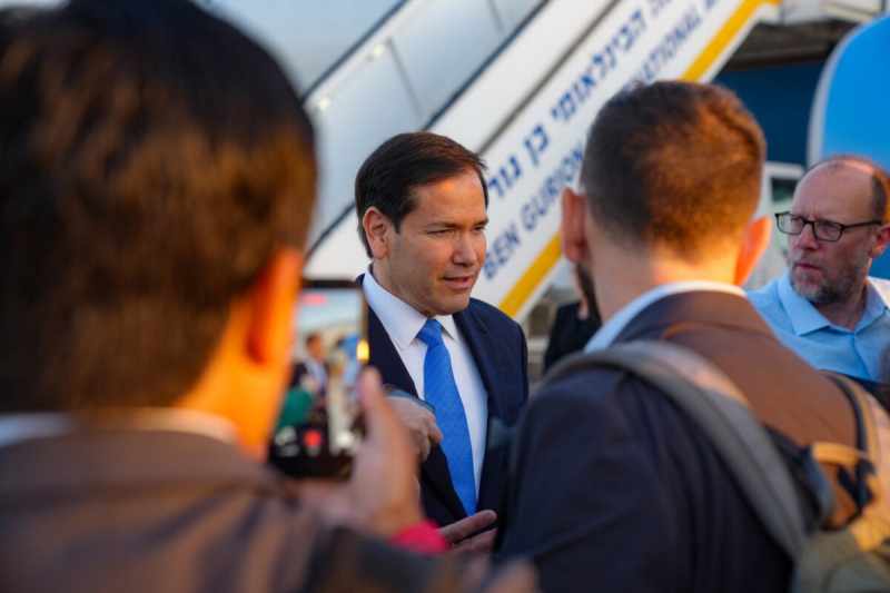 СМИ: США хотят заключить мирное соглашение до предоставления Украине каких-либо гарантий безопасности