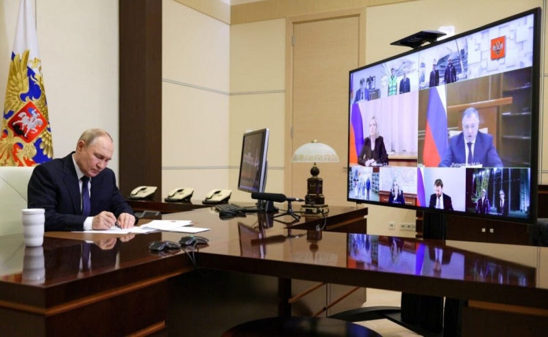 СМИ: У Путина три одинаковых кабинета в разных регионах России