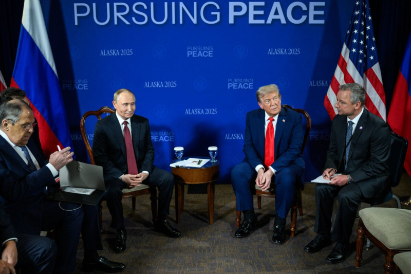 США пригрозили РФ «далеко идущими экономическими последствиями», если она не достигнет мира