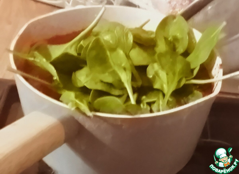 Стью с копчёными креветками, картофелем, шпинатом