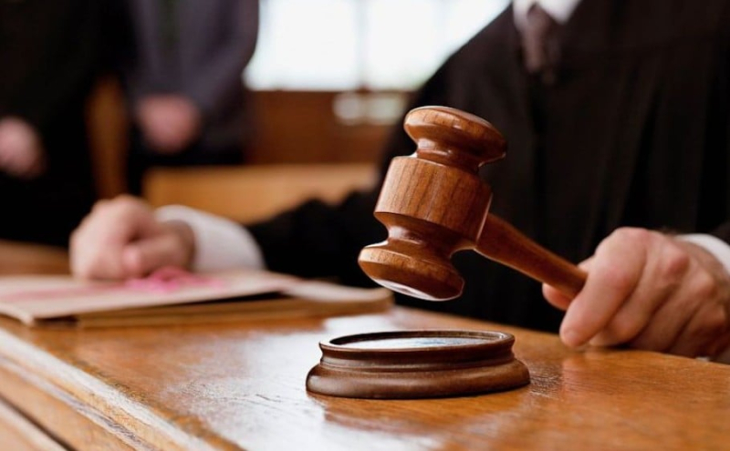 Суд в Хмельницком приговорил к пяти годам заключения школьницу, которая снимала военные объекты