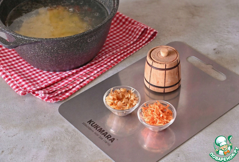 Суп с сырными галушками