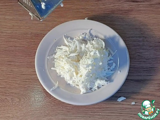 Суп с сыром и обжаренным картофелем