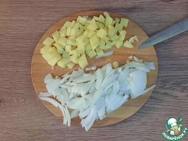 Свинина с брусничным соусом и пирог