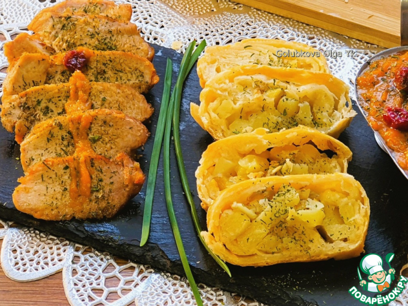 Свинина с брусничным соусом и пирог