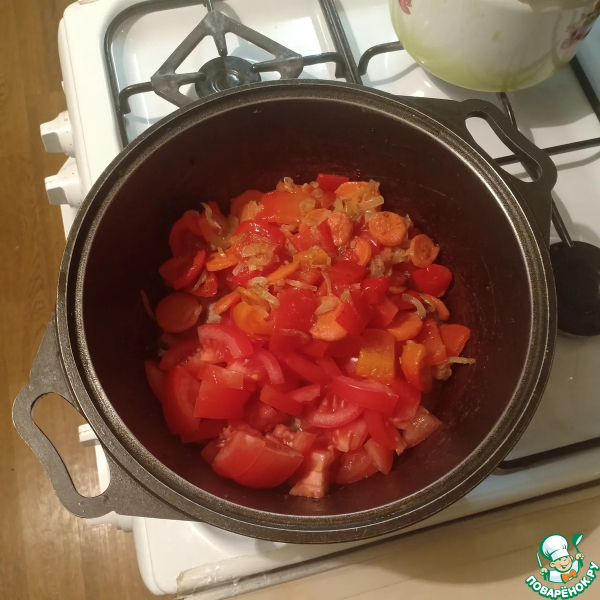 Свинина с фасолью и овощами