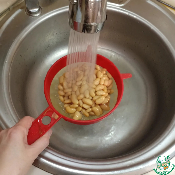 Свинина с фасолью и овощами