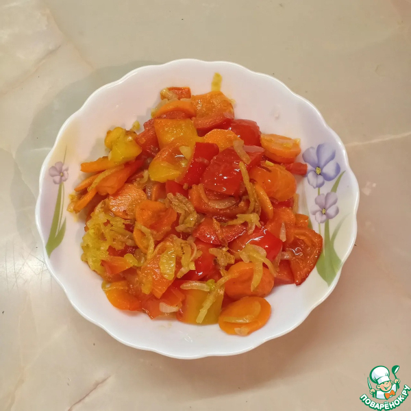 Свинина с фасолью и овощами