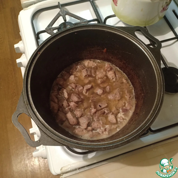 Свинина с фасолью и овощами