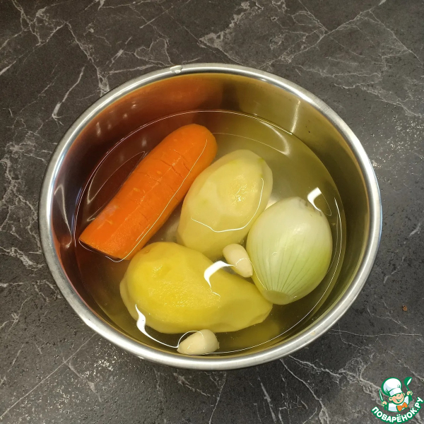 Сырный суп с грибами и колбасками