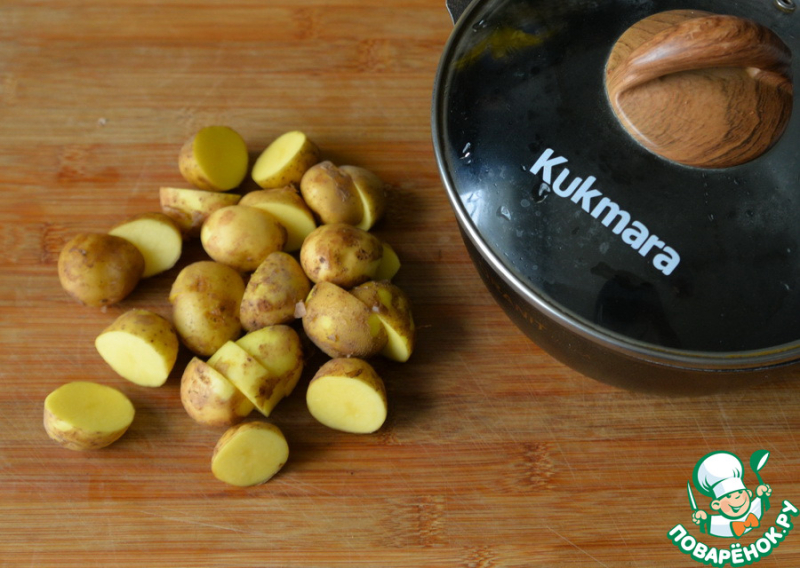 Теплый картофельный салат с овощами и тофу