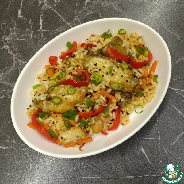 Тяхан с курицей и овощами