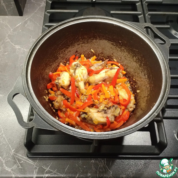 Тяхан с курицей и овощами