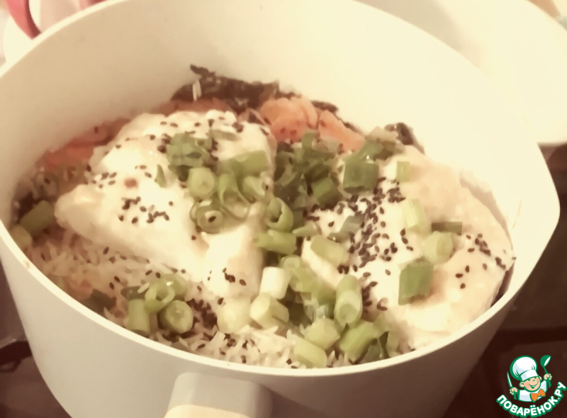 Треска с имбирной зеленью, морковью, рисом