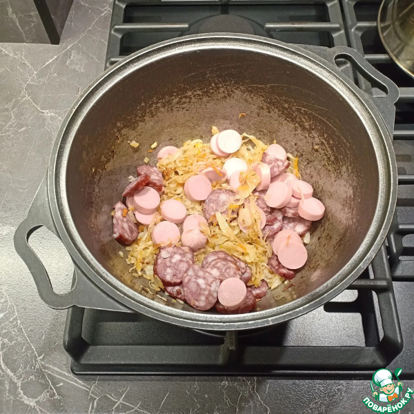 Тушеная капуста по-немецки