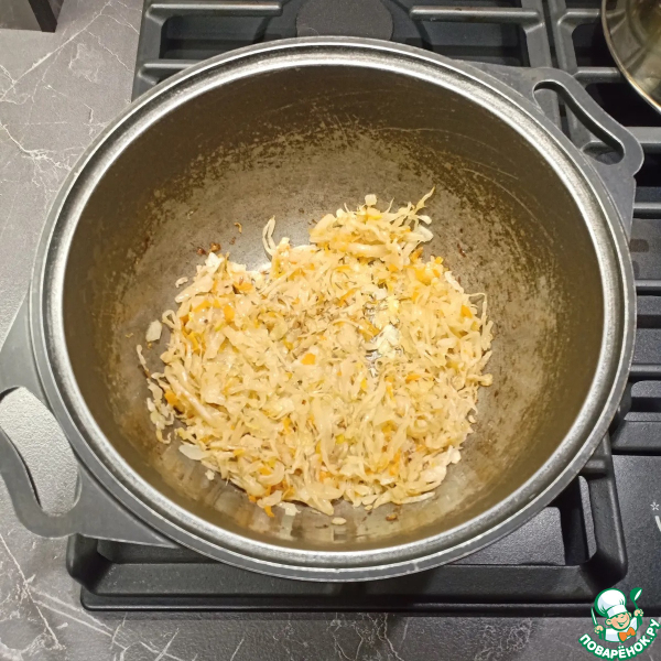 Тушеная капуста по-немецки