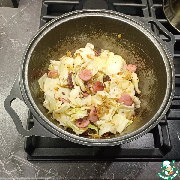 Тушеная капуста по-немецки