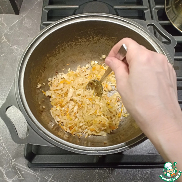 Тушеная капуста по-немецки