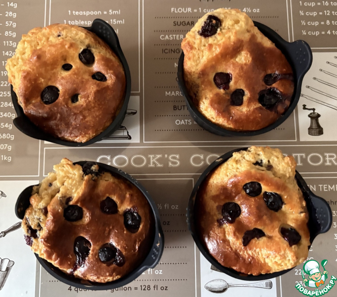 Творожно-миндальные маффины с ягодами