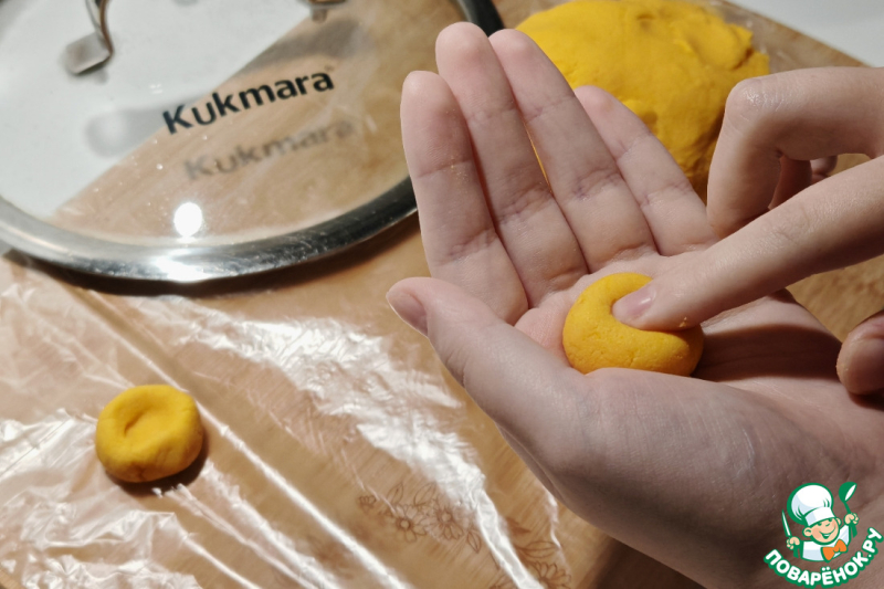 Тыквенный суп с морковными клёцками