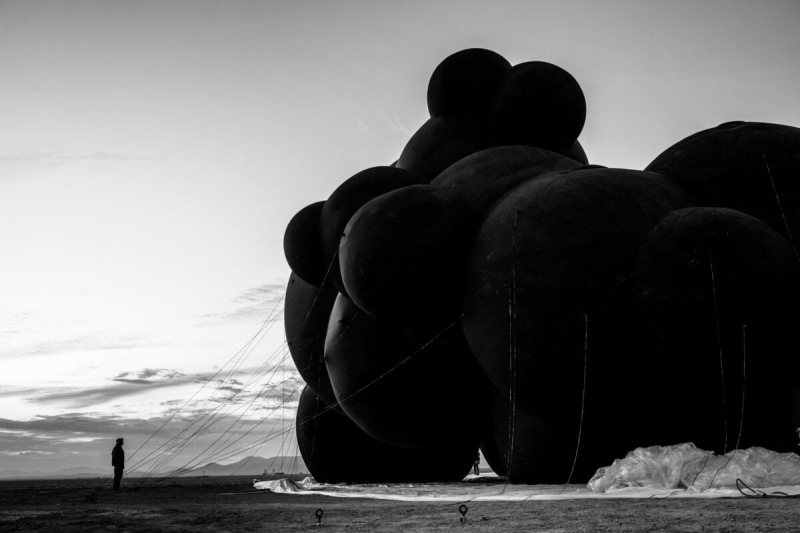 Украинскую инсталляцию на Burning Man, символизирующую угрозу Третьей мировой войны, разрушила сильная буря