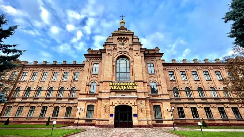 В Одессе курсант военной академии совершил самоубийство: В Сети пишут об издевательствах со стороны сержантов