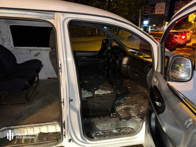 В Одессе полицейский с оружием напал на машину сотрудников ТЦК