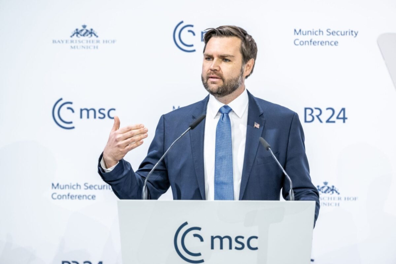 Вэнс заявил о &laquo;прорыве&raquo; в переговорах по Украине, но он не уверен, что будет мир