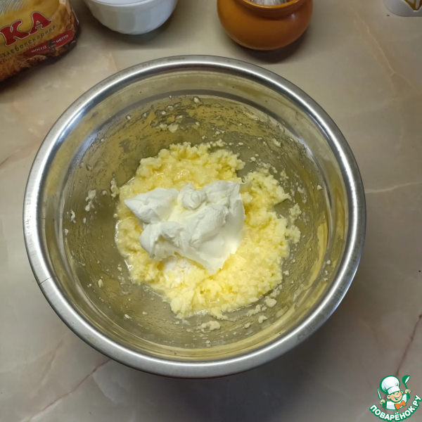 Вишневый пирог в сметанной заливке